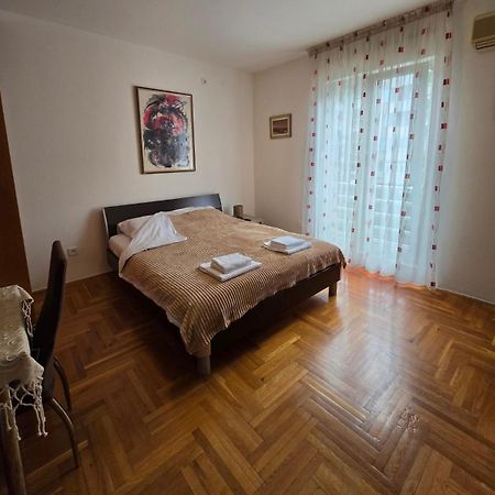 פודגוריצה Laki Apartment מראה חיצוני תמונה